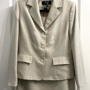 Jones Wear Women's Skirt Suit Tan Beige‎ Size 10
